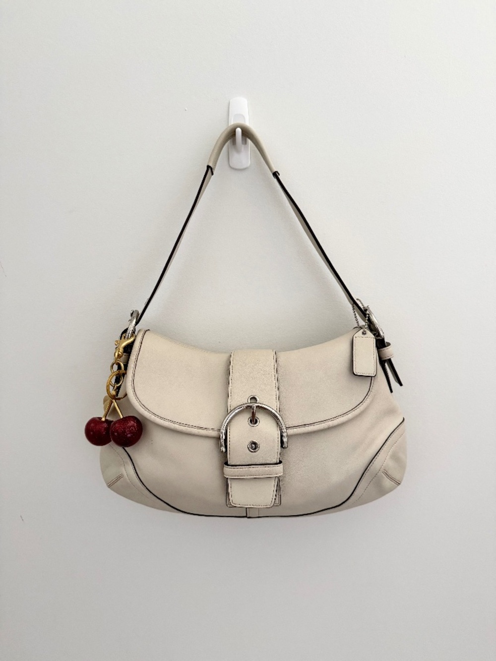 Vintage Coach Medium Leather Soho Shoulder Bag